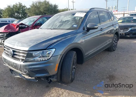 2021 Volkswagen Tiguan 2.0T Se/2.0T Se R-Line Black/2.0T Sel из США, поврежденный, VIN 3VV2B7AX9MM064405
